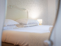 OLEVENE image - Hôtel La Tramontane web--